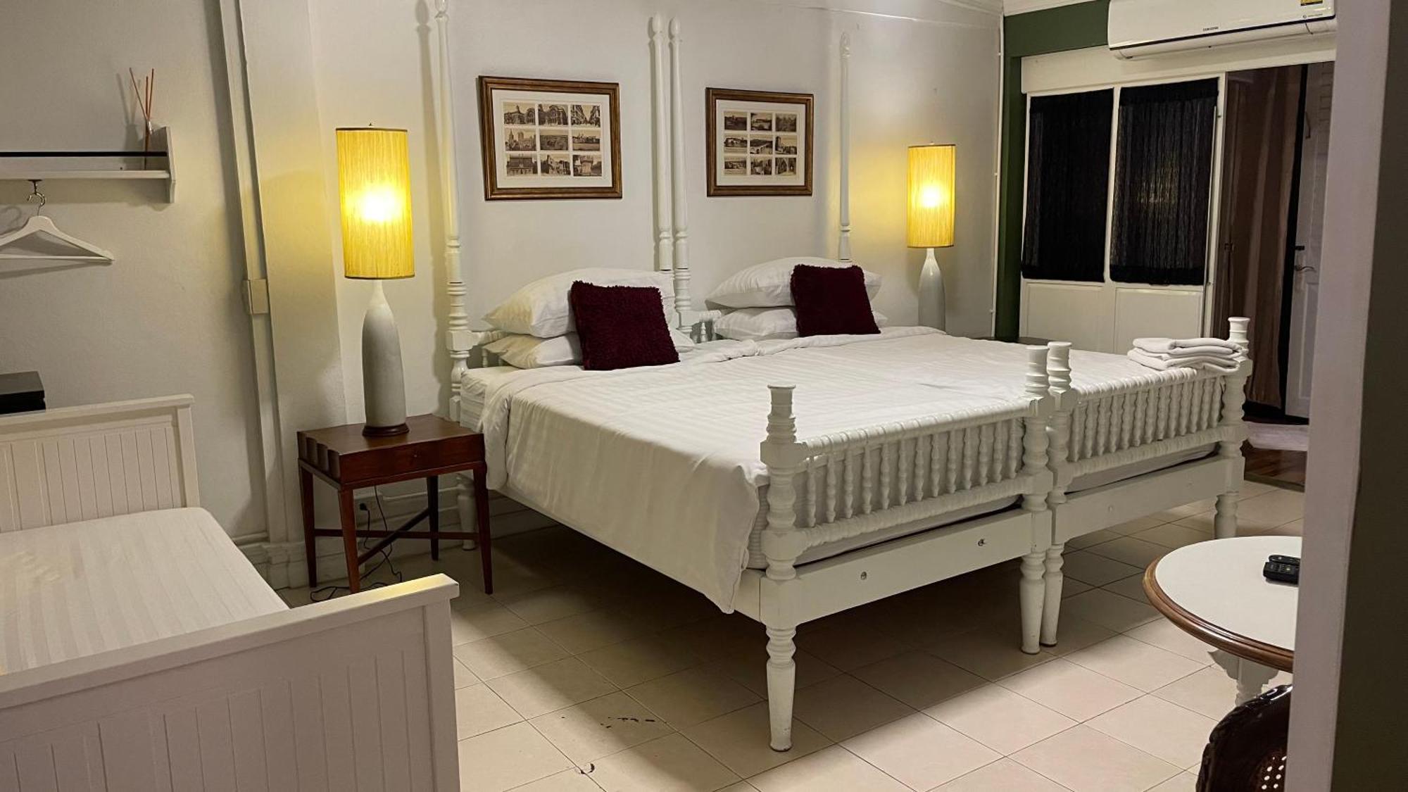 Bed In Town Hostel Chiang Mai Ngoại thất bức ảnh