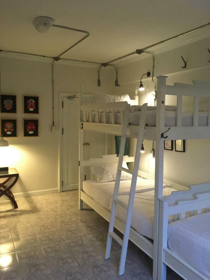 Bed In Town Hostel Chiang Mai Ngoại thất bức ảnh